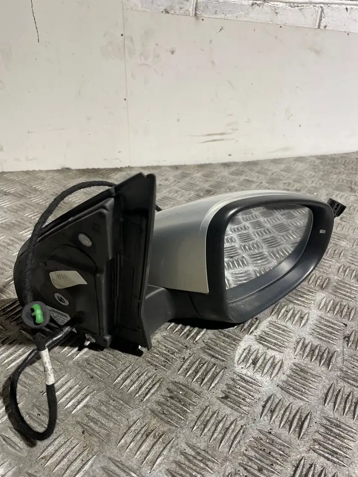 Volkswagen Golf VI (2009 - 2013) 5K0857502CB Боковое зеркало с электроприводом — фото 2