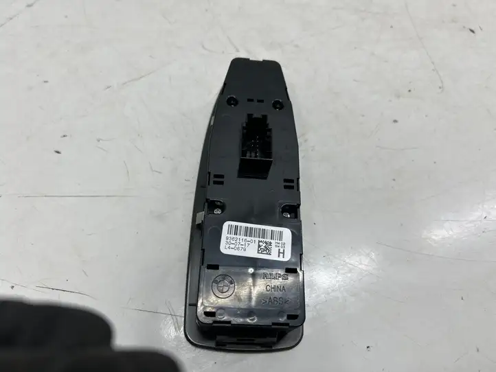 BMW X1 F48 F49 (2015 - 2022) 9362116 Блок кнопок стеклоподъемников — фото 3