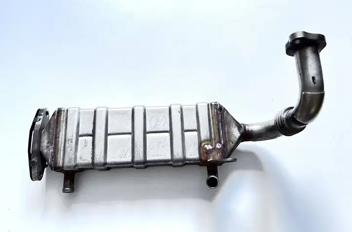 Toyota Land Cruiser (J120) (2002 - 2009) 2560130060 Охладитель клапана EGR — фото 3