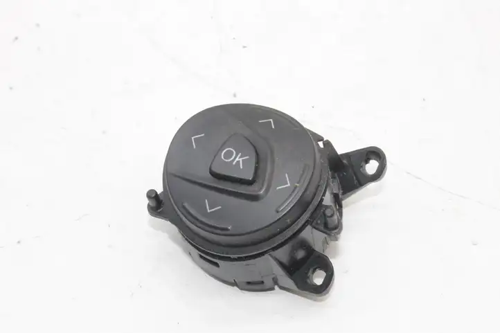 Ford Focus (2011 - 2015) AM5T14K147AA Кнопки на рулевом колесе — фото 1