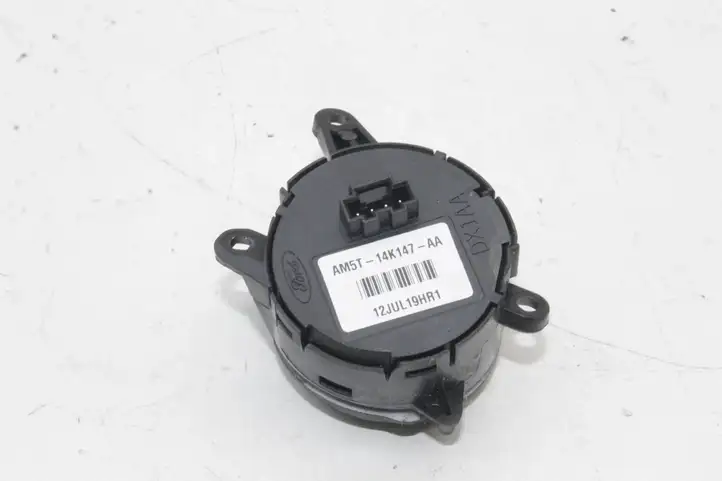 Ford Focus (2011 - 2015) AM5T14K147AA Кнопки на рулевом колесе — фото 5