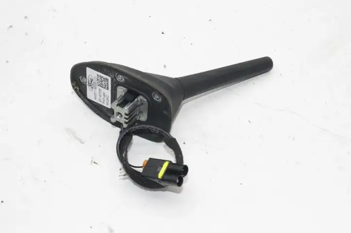 Ford Focus (2011 - 2015) AM5T18828CD GPS антенна — фото 3