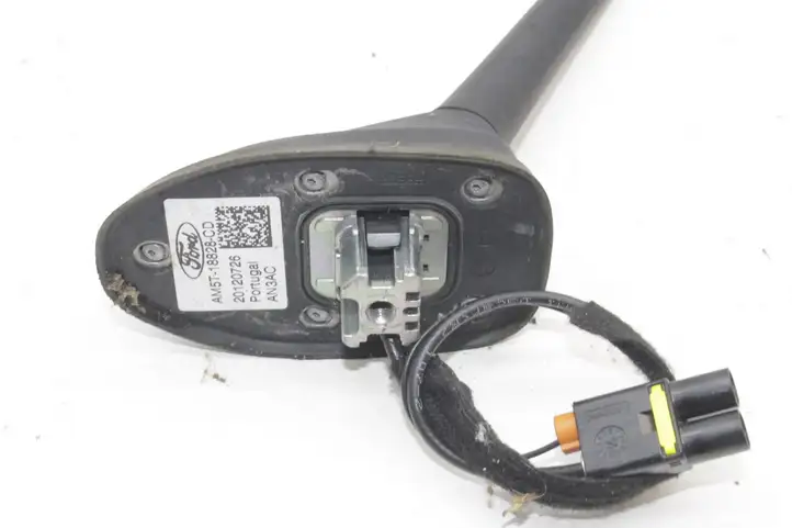 Ford Focus (2011 - 2015) AM5T18828CD GPS антенна — фото 4
