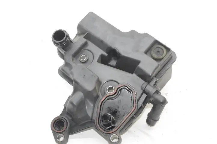Ford Focus (2011 - 2015) 9670033180 Шланг сапуна — фото 2