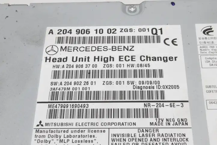 Mercedes-Benz C W204 (2007 - 2014) A2049061002 Магнитола / мультимедийная система — фото 8