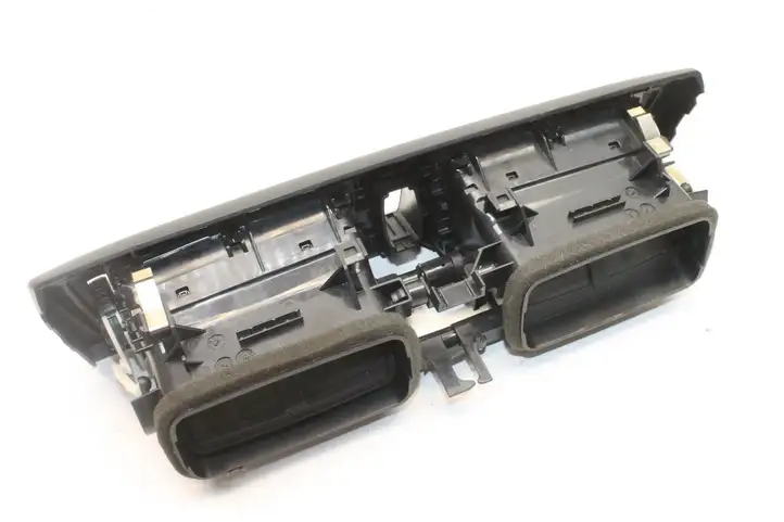 BMW 1 F20 F21 (2011 - 2019) 9205357 Воздушная решетка панели — фото 3