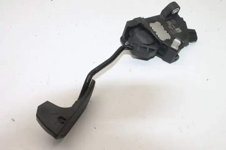 Toyota Verso (2012 - 2015) 7811002150 Педаль акселератора — фото 2