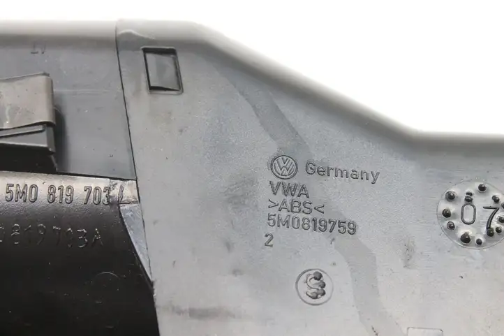 Volkswagen Tiguan (2007 - 2011) 5M0819759 Воздушная решетка панели — фото 5