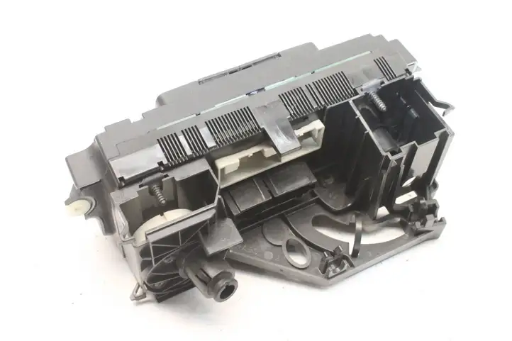 Volkswagen Tiguan (2007 - 2011) 5M2820045A Управление климат контролем — фото 4