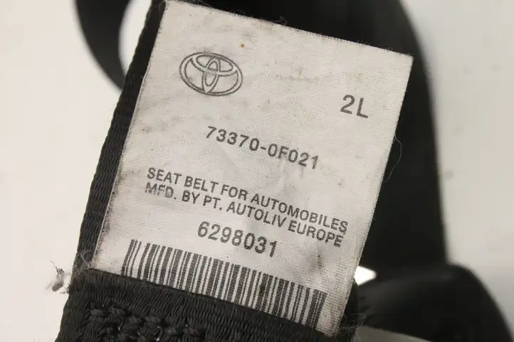 Toyota Verso (2012 - 2015) 733700F021 Задний ремень безопасности — фото 6