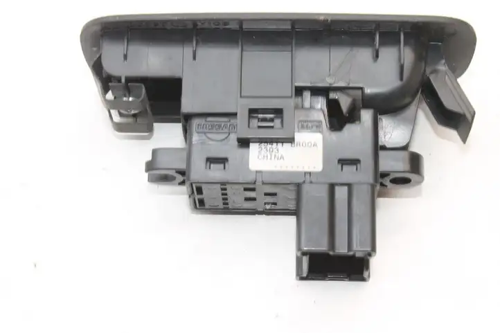 Nissan Qashqai (2010 - 2013) 25411BR00A Кнопка стеклоподъемников — фото 4
