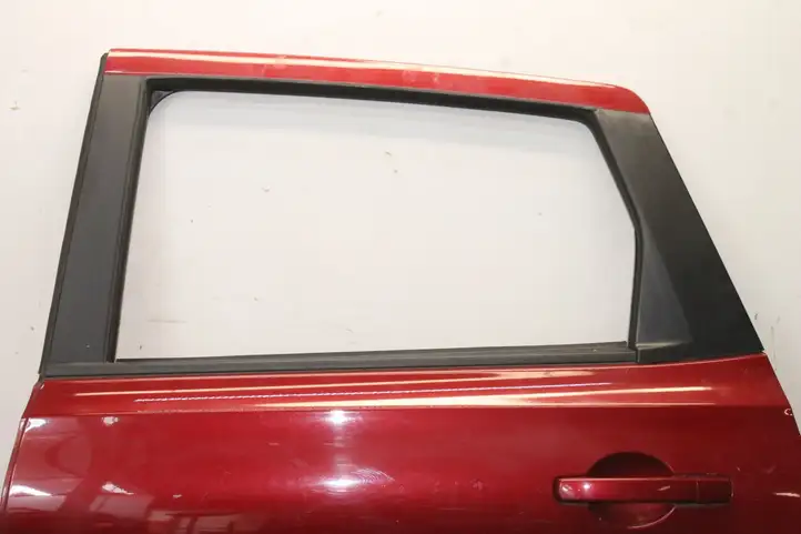 Nissan Qashqai (2010 - 2013) Задняя дверь — фото 3