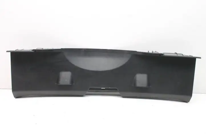 Toyota Yaris (2014 - 2019) Отделка порога багажника — фото 2