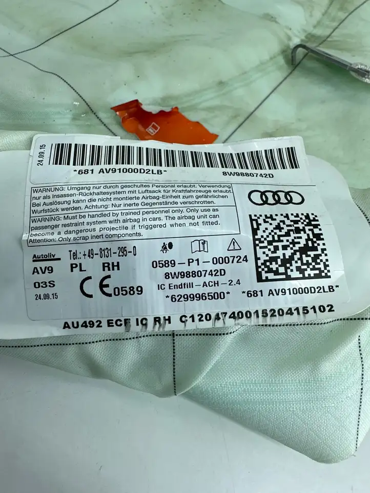 Audi A4 S4 B9 (2015 - 2019) 8W9880742D Боковая подушка безопасности шторка — фото 2
