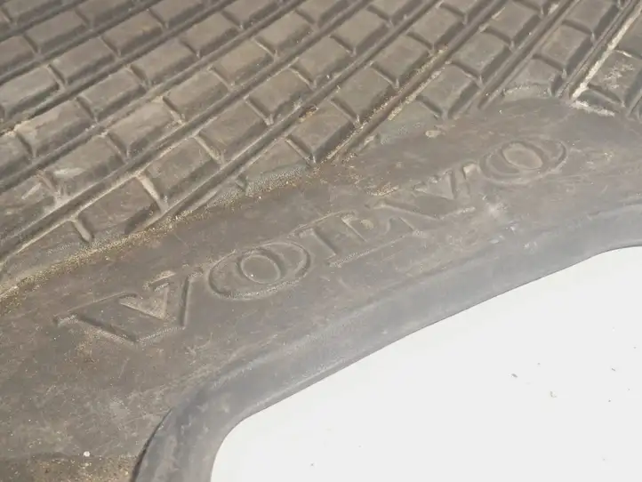 Volvo V50 (2004 - 2008) Резиновый коврик багажника — фото 5
