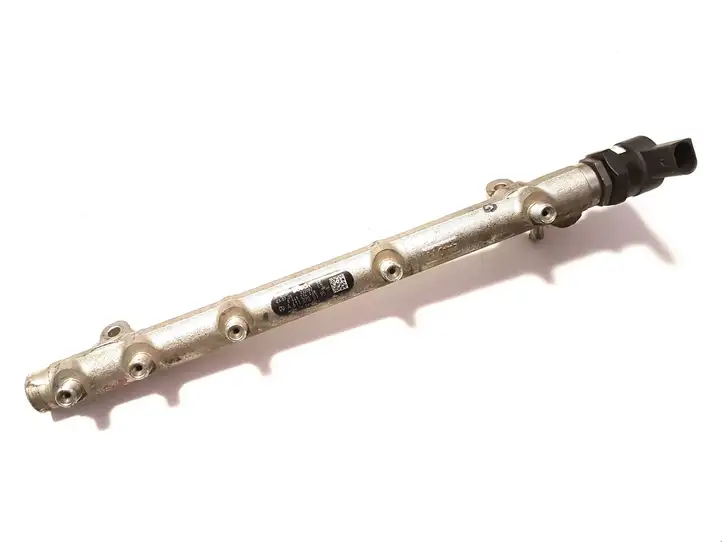 Mercedes-Benz E W211 (2002 - 2009) A6110700395 Магистральная топливная трубка — фото 1