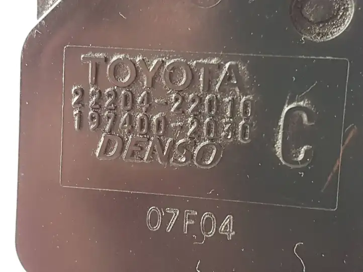 Lexus RX 330 - 350 - 400H (2006 - 2009) 2220422010 Датчик массового расхода воздуха — фото 3