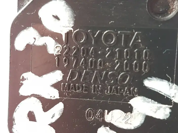 Lexus RX 300 (1997 - 2003) 2220421010 Датчик массового расхода воздуха — фото 2