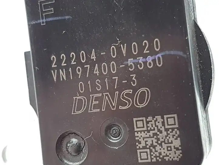 Lexus GS250 300 350 300h 450h (2011 - 2015) 222040V020 Датчик массового расхода воздуха — фото 2