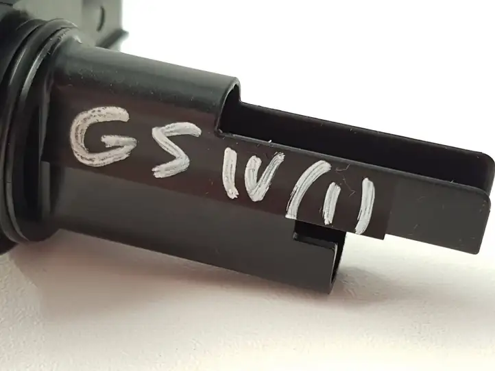 Lexus GS250 300 350 300h 450h (2011 - 2015) 222040V020 Датчик массового расхода воздуха — фото 4
