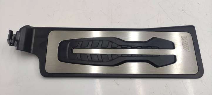 BMW i4 (2021 - )  8074417 Опора ноги