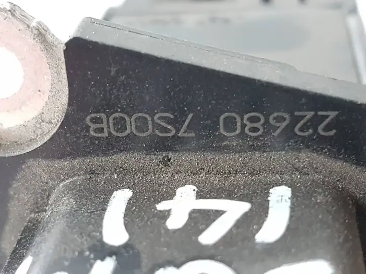 Nissan Juke I F15 (2010 - 2018) 226807S00B Датчик массового расхода воздуха — фото 2