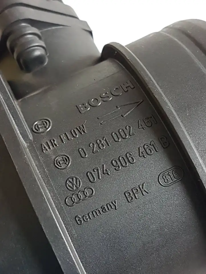 Volkswagen PASSAT B7 (2011 - 2014) 0281002461 Датчик массового расхода воздуха — фото 5