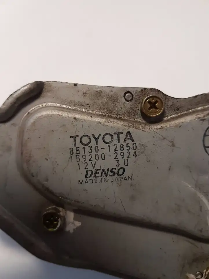 Toyota Corolla E120 E130 (2000 - 2004) 8513012850 Двигатель стеклоочистителя заднего стекла — фото 5