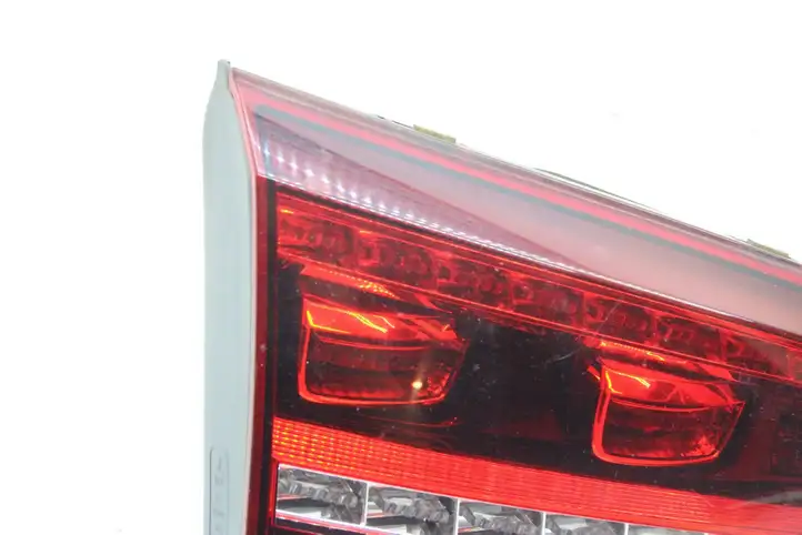 Volkswagen Golf VII (2013 - 2019) 5G0945307G Задний фонарь в крышке багажника — фото 2