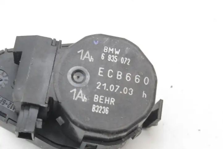 BMW 7 E65 E66 (2001 - 2008) 6935072 Двигатель задвижки потока воздуха — фото 5