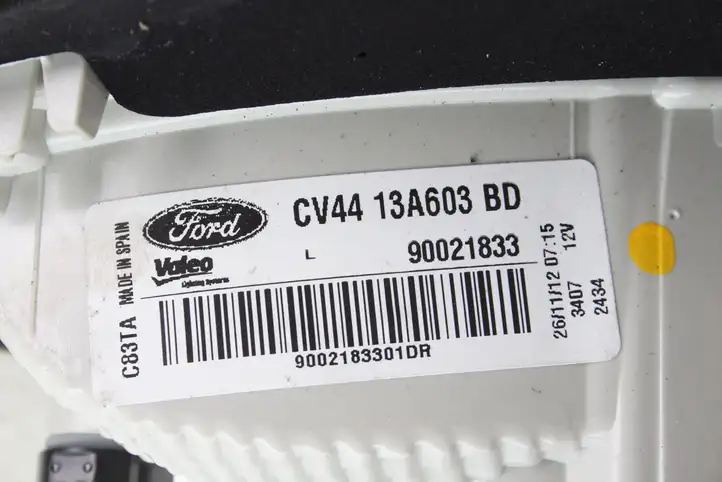 Ford Kuga II (2013 - 2019) CV4413A603BD Задний фонарь в крышке багажника — фото 5