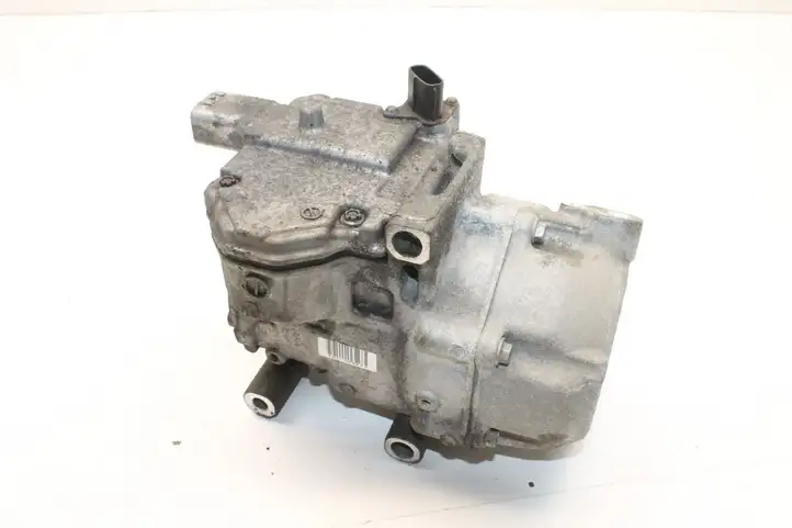 Toyota Auris 150 (2006 - 2012) 0422000421 Компрессор (насос) кондиционера воздуха — фото 1