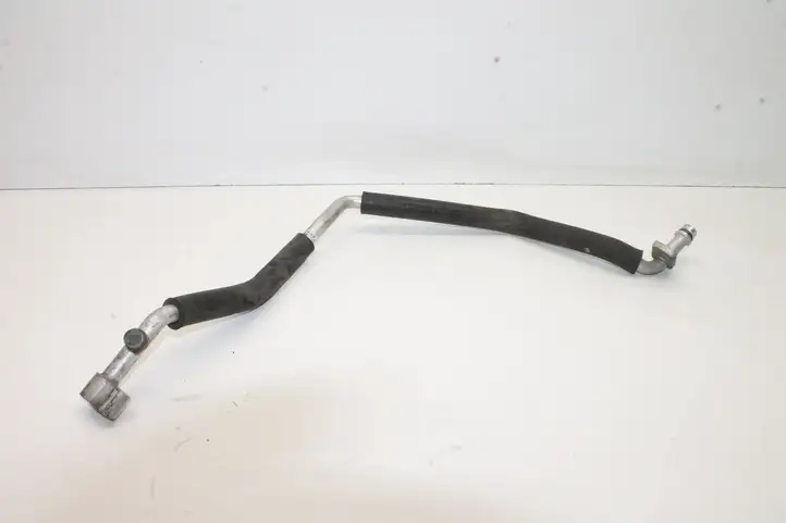 Toyota Auris 150 (2006 - 2012) 8870702180 Трубки и шланги кондиционера — фото 2