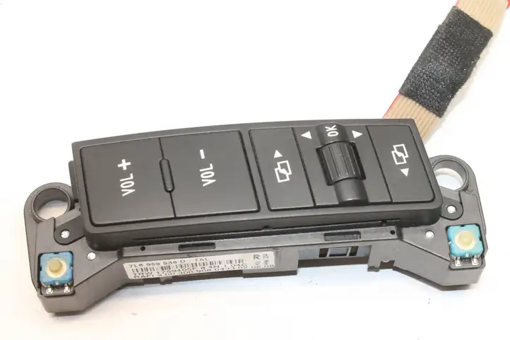 Volkswagen Touareg I (2002 - 2010) 7L6959538D Кнопки на рулевом колесе — фото 5