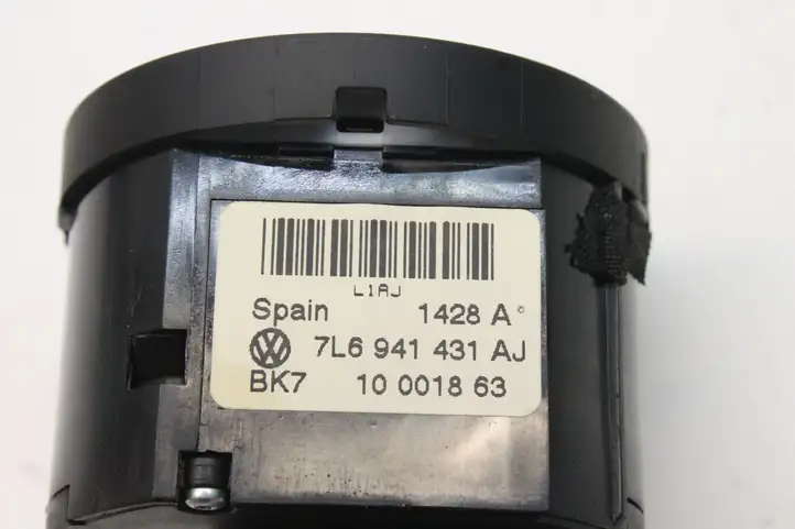 Volkswagen Touareg I (2002 - 2010) 7L6941431AJ Включатель фонарей — фото 5