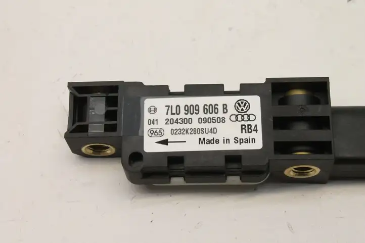 Volkswagen Touareg I (2002 - 2010) 7L0909606B Датчик удара SRS — фото 5