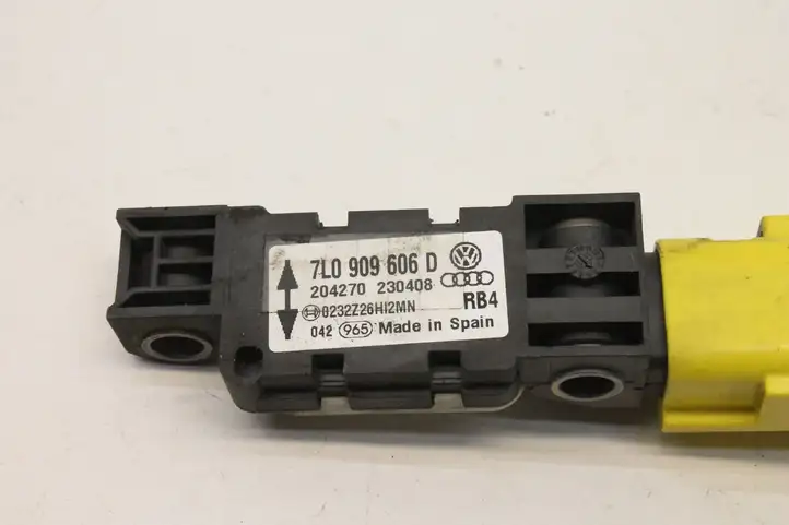 Volkswagen Touareg I (2002 - 2010) 7L0909606D Датчик удара SRS — фото 5