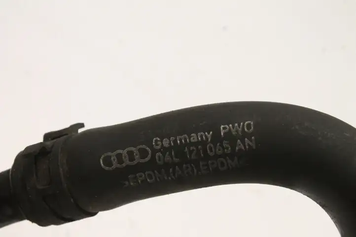 Audi A6 C7 (2014 - 2018) 04L121065AN Шланги системы охлаждения — фото 5