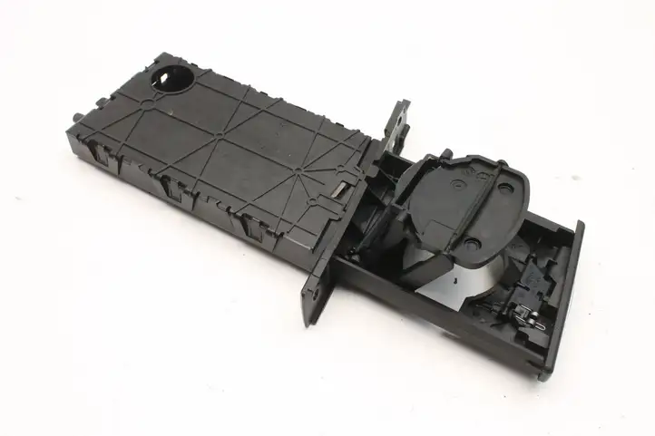 BMW 3 E92 E93 (2005 - 2014) 7127463 Передний подстаканник — фото 4