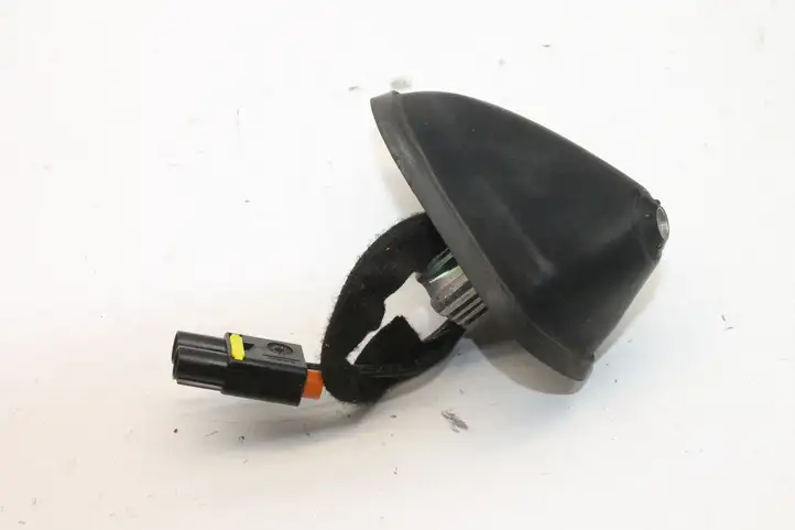 Ford Focus (2011 - 2015) AM5T18828CE GPS антенна — фото 2