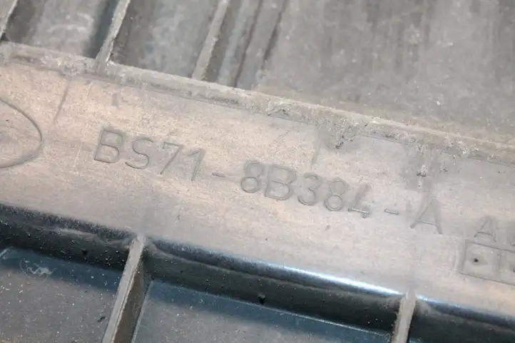 Ford Mondeo MK IV (2007 - 2014) BS718B384A Другая часть кузова — фото 9