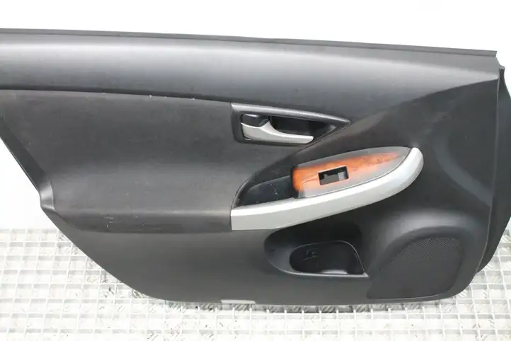 Toyota Prius (XW30) (2009 - 2015) Обшивка передней двери — фото 6
