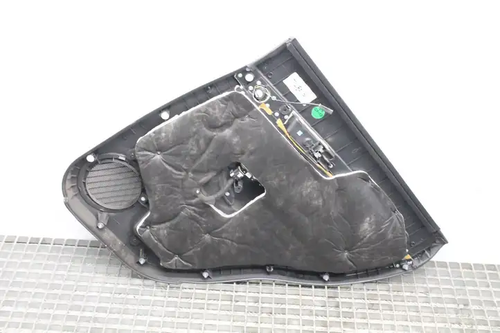 Chevrolet Captiva (2011 - 2013) 98441175 Обшивка задней двери — фото 5