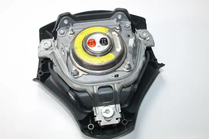 Toyota Auris 150 (2006 - 2012) Подушка безопасности руля — фото 2