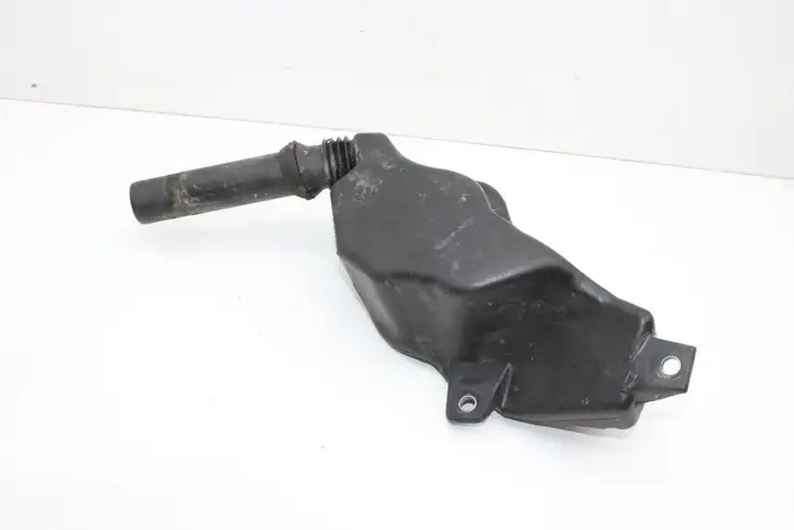 Audi A6 C7 (2011 - 2014) 4G2955462 Горловина бачка омывателя — фото 3