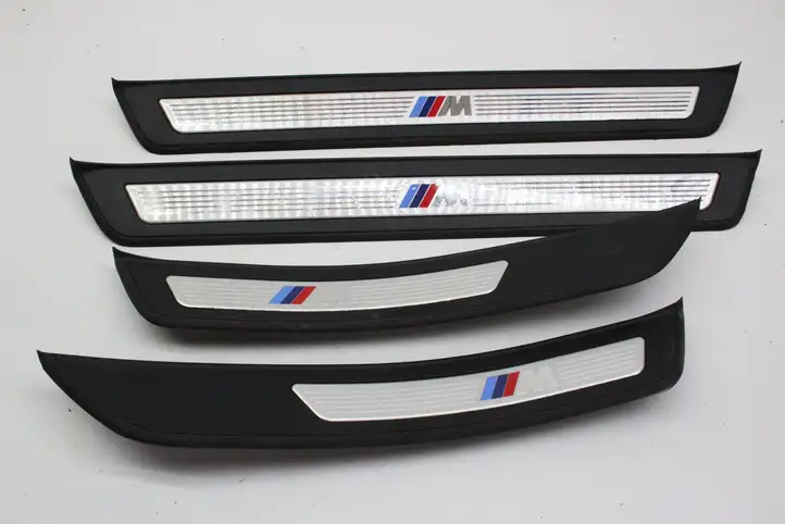 BMW 5 F10 F11 (2009 - 2016) 8050052 Внутренняя обшивка порога (комплект) — фото 1