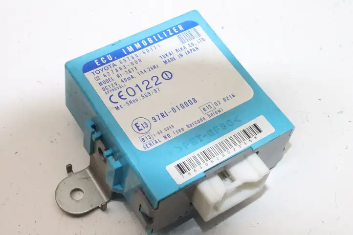 Toyota Land Cruiser (HDJ90) (1996 - 2002) 8978060171 Блок иммобилайзера — фото 1