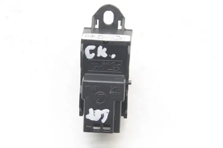 Land Rover Freelander 2 - LR2 (2006 - 2010) 9H5214717AB Блок кнопок стеклоподъемников — фото 6