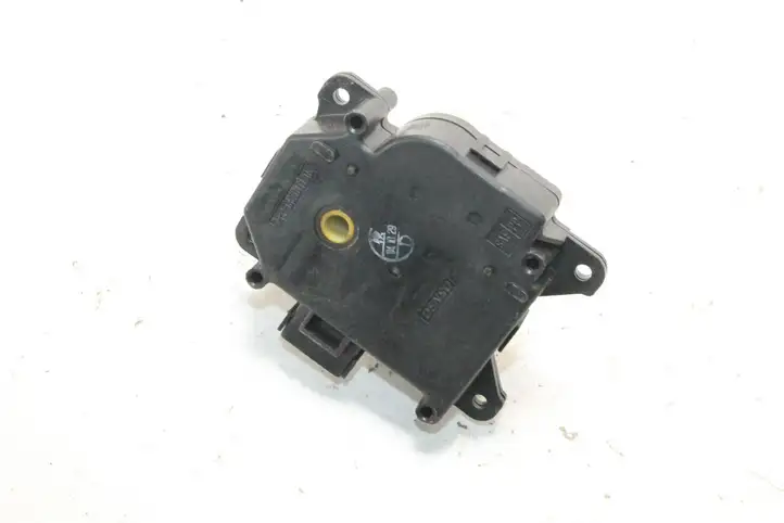 Honda CR-V (2001 - 2004) 0637008940 Двигатель задвижки потока воздуха — фото 2