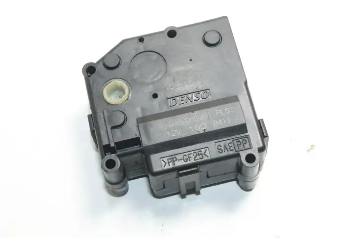Lexus IS III XE30 (2013 - 2016) 0638001991 Двигатель задвижки потока воздуха — фото 2